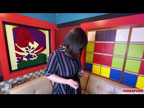❤️ جاپاني پياري وڏي سيني سان گڏ جنسي رانديڪن سان مشت زني ڪري ٿي ۽ هڪ orgasm آهي. هوءَ هڪ انٽرويو ۾ پنهنجي ڀوائتي تجربي بابت ڳالهائي ٿي. وڏيون چوڙيون ۽ وارن واري بلت زور سان روئي رهي آهي. اوساڪاپورن ❤️❌ ️❤