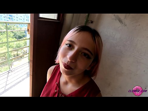 ❤️ شاگرد سينوئل چوسي ٿو هڪ اجنبي کي ٻاهر جي پوئتي ۾ - هن جي منهن تي ❤️❌ ️❤